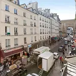 Amazing 2 Bedroom Parisian Flat