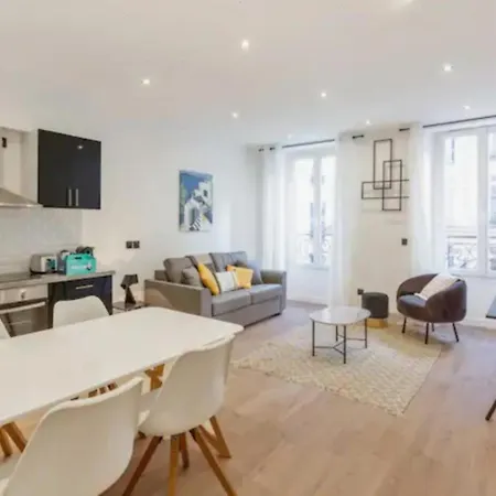 Amazing 2 Bedroom Parisian Flat Appartamento Parigi